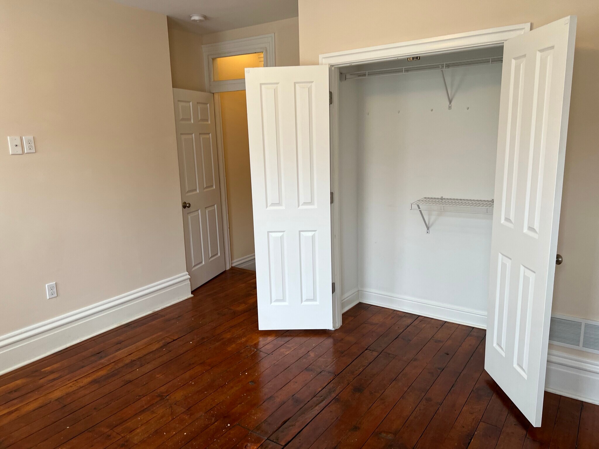 Bedroom - 1721 McCullough St