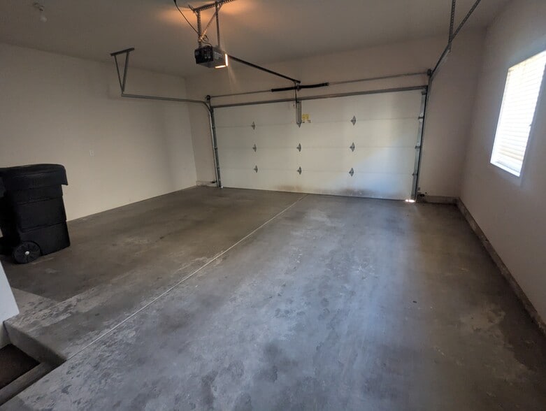 Building Photo - 1790 Elison Ln