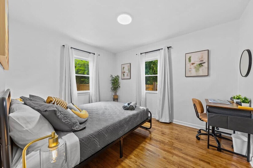 Building Photo - 172 Cherry St