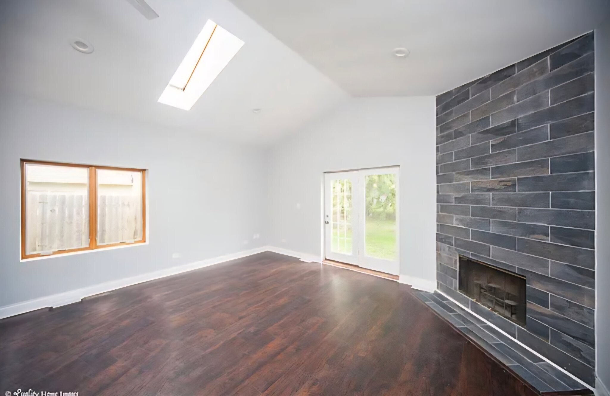 Building Photo - 1219 Blackhawk Dr