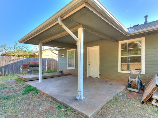Building Photo - 4705 Tinker Rd