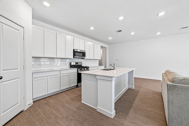 Building Photo - 16307 Chestnut Hvn Ln