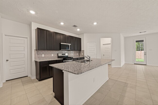 Building Photo - 814 Mustang Rdg Ter