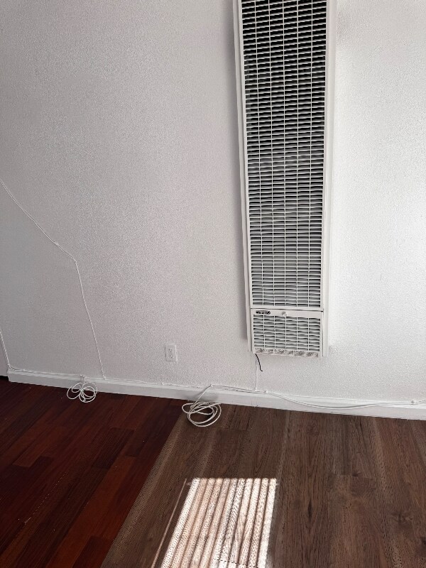 Building Photo - 8557 Juniper Ave