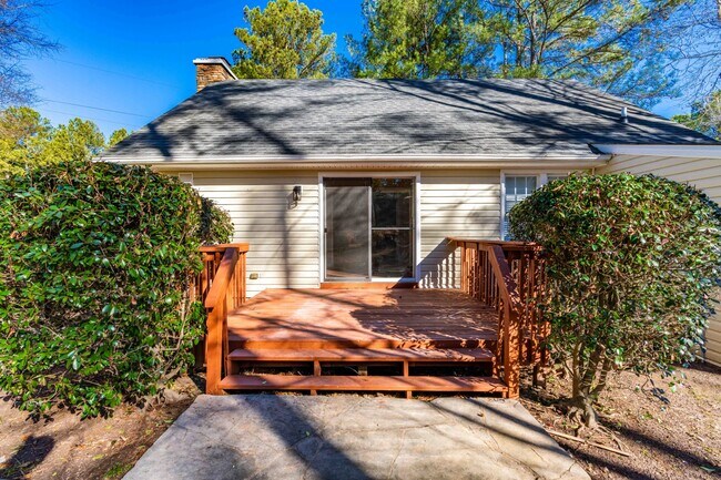 Building Photo - 2105 Quail View Trail