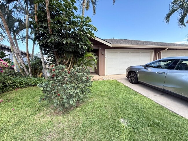 Building Photo - Available NOW – Beautiful Milo Court Townh...