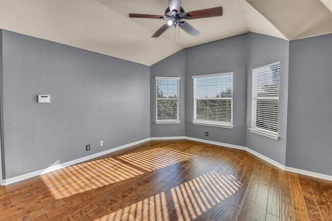 Building Photo - 2132 Faldo Ln
