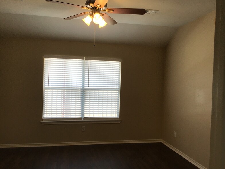 Building Photo - 16650 Beckland Ln