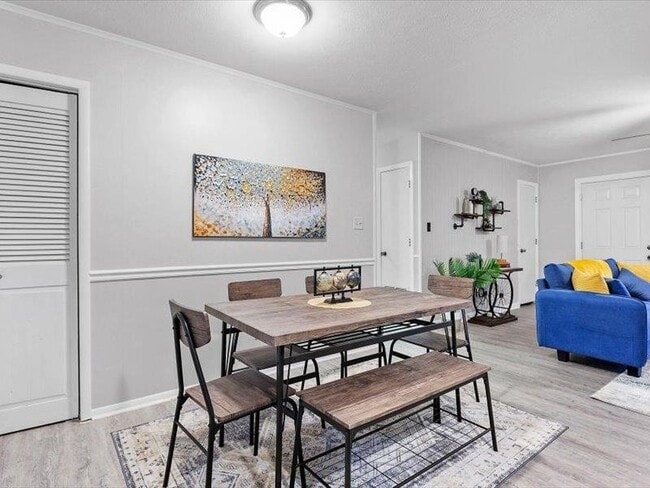 Building Photo - 1835 Portland Ave