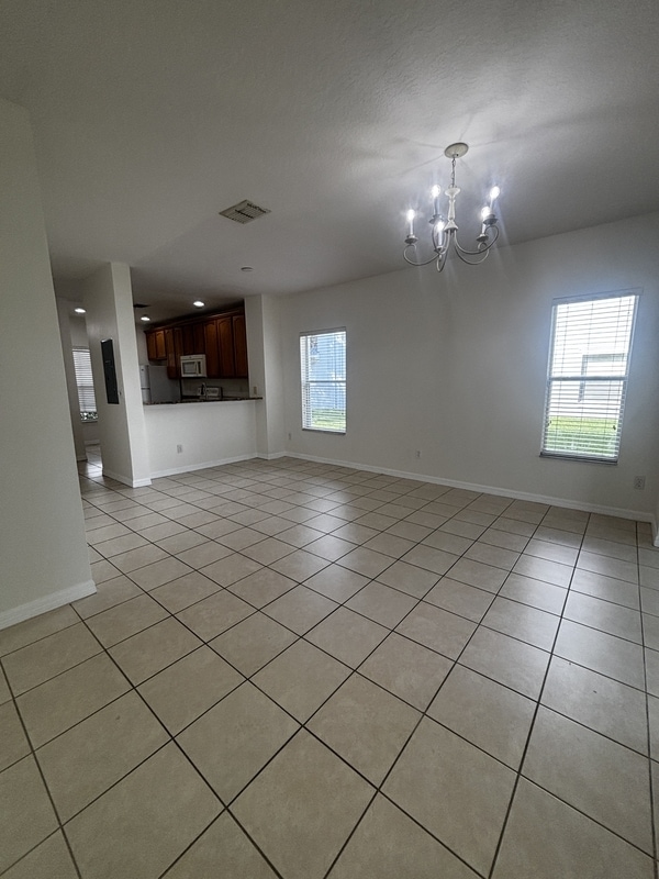 Building Photo - 10684 Savannah Wood Ct