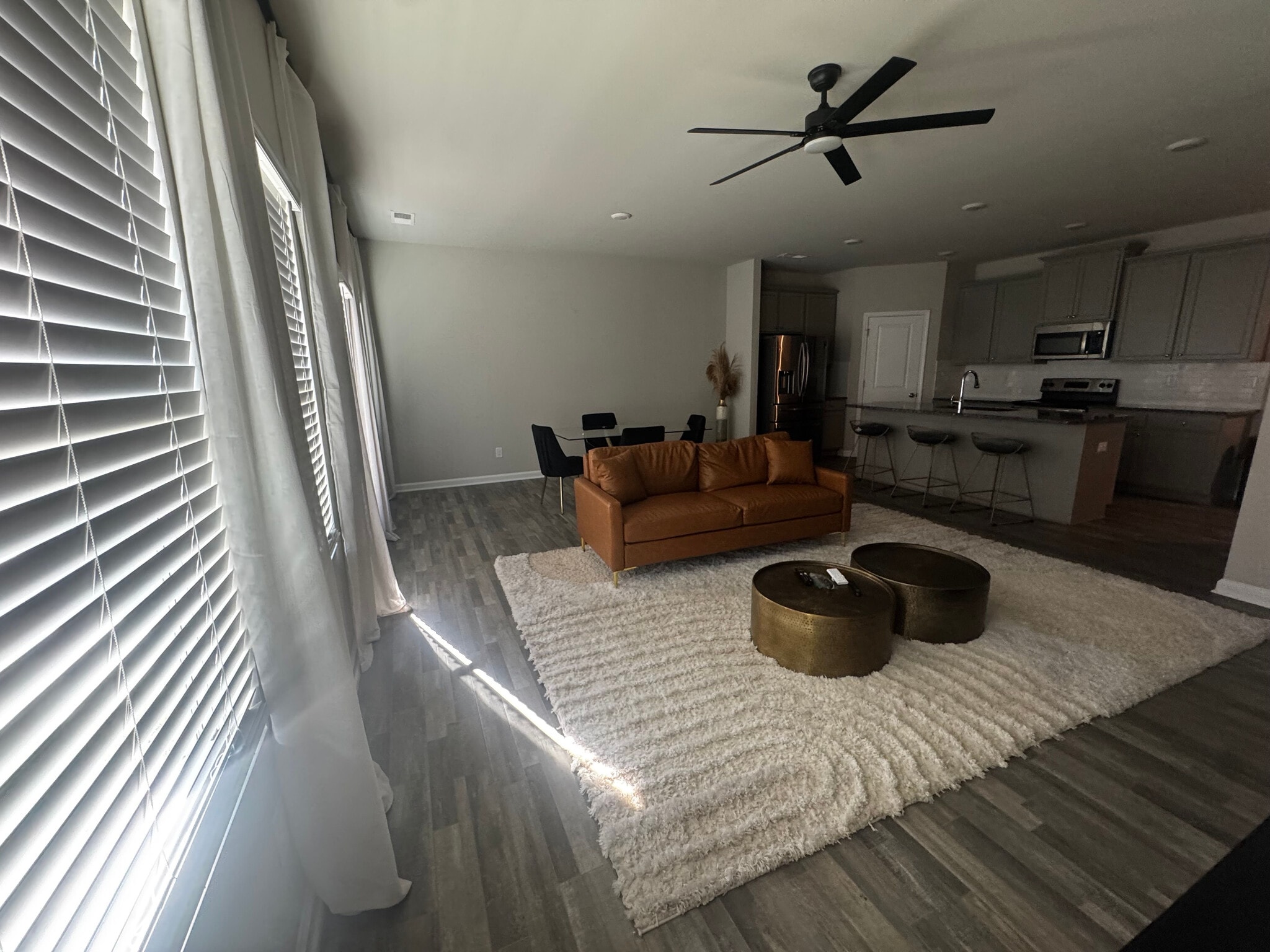 Building Photo - Room in Townhome on The Way Pl
