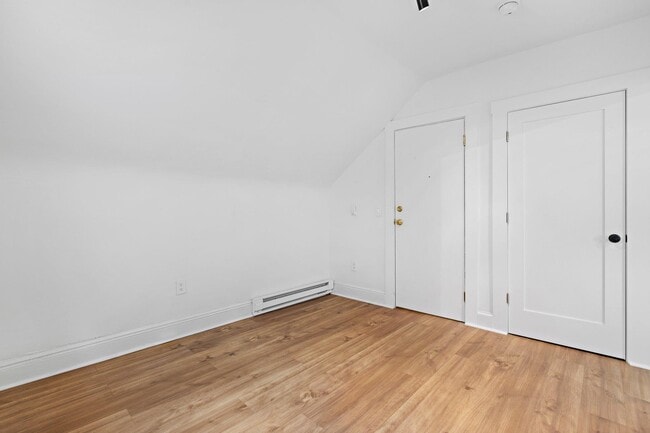 Building Photo - 44 Highwood Terrace