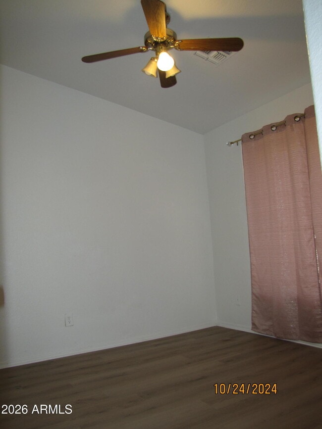 Building Photo - 8541 W Palm Ln