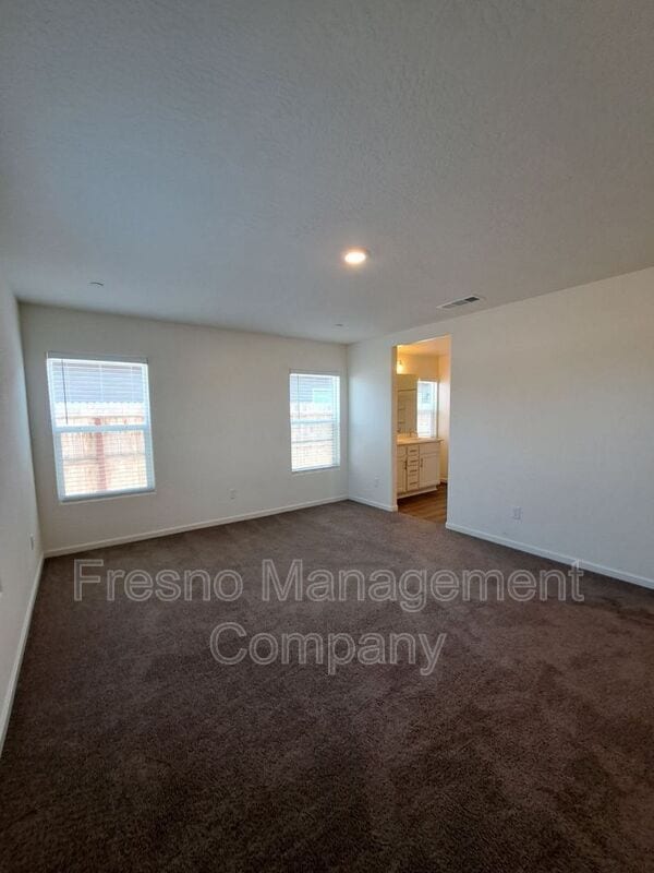 Building Photo - 1580 Concord Ave