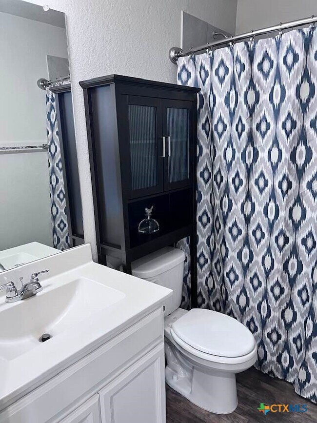 Building Photo - 448 Mallow Dr