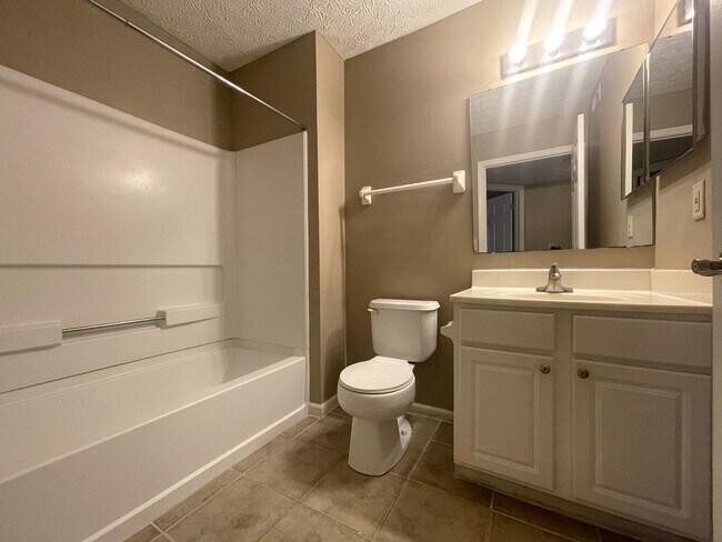 Building Photo - 5604 Cypress Chase