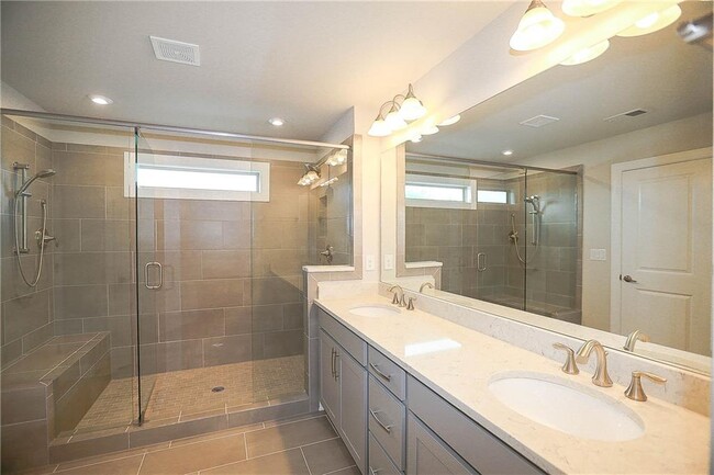 Building Photo - 3145 Quinn Pl