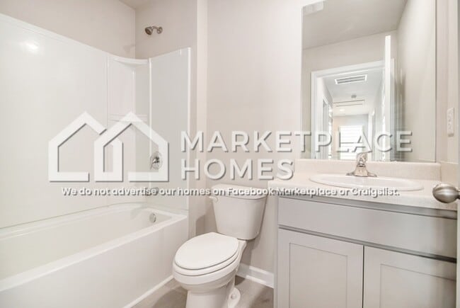 Building Photo - 48 Silver Birch Pass