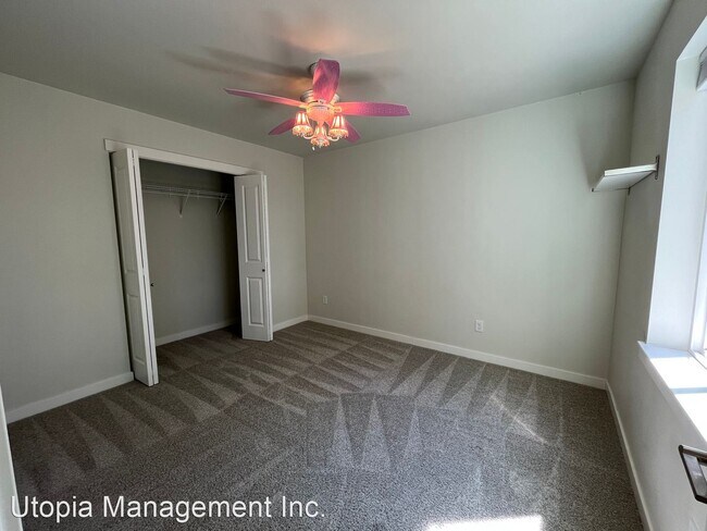 Building Photo - 4 br, 2 bath House - 540 Harman Way