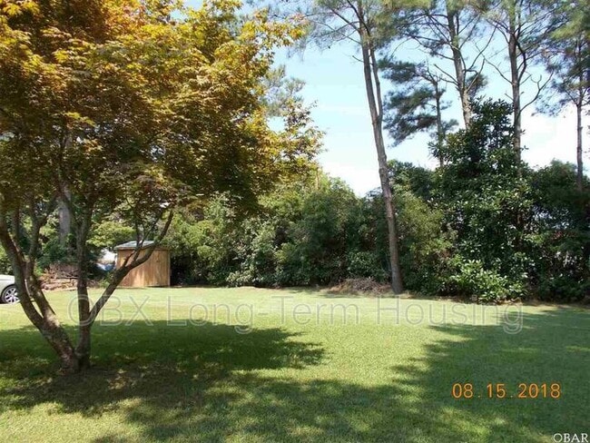 Building Photo - 135 Edgewater Dr