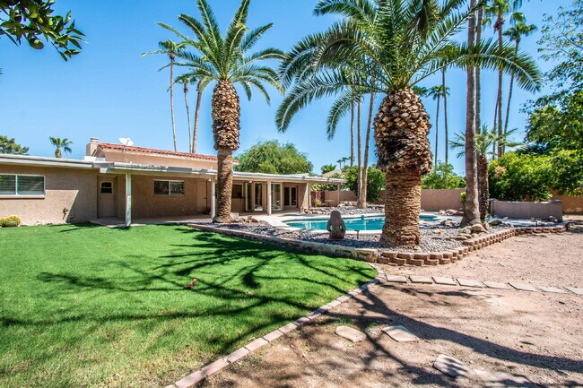 Building Photo - 4BR Entertainers Dream, McCormick Ranch