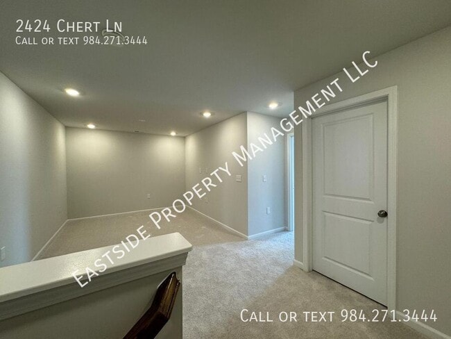 Building Photo - 2424 Chert Ln