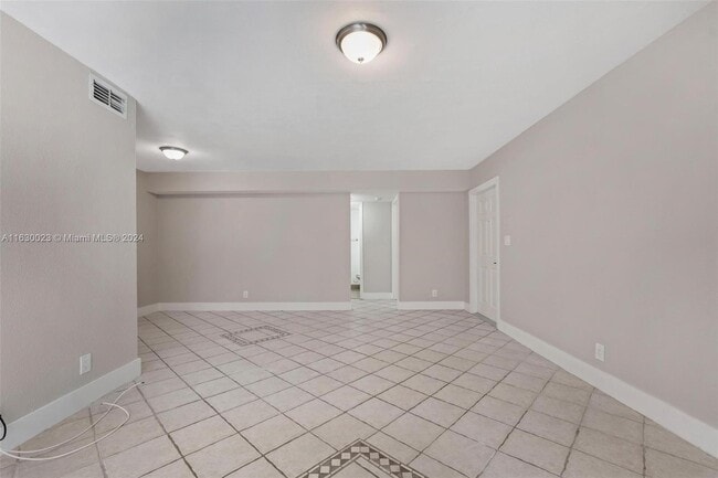 Building Photo - 11232 SW 12th St