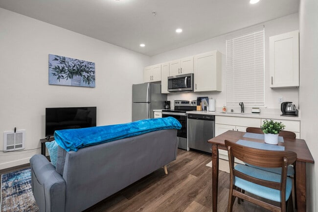 Building Photo - 4502 S Puget Sound Ave