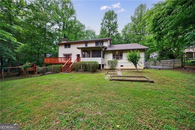 Building Photo - 10565 Shallowford Rd