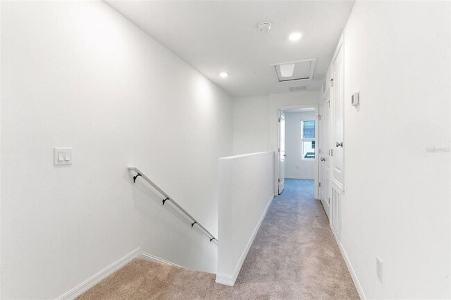 Building Photo - 2987 Skyline Lp