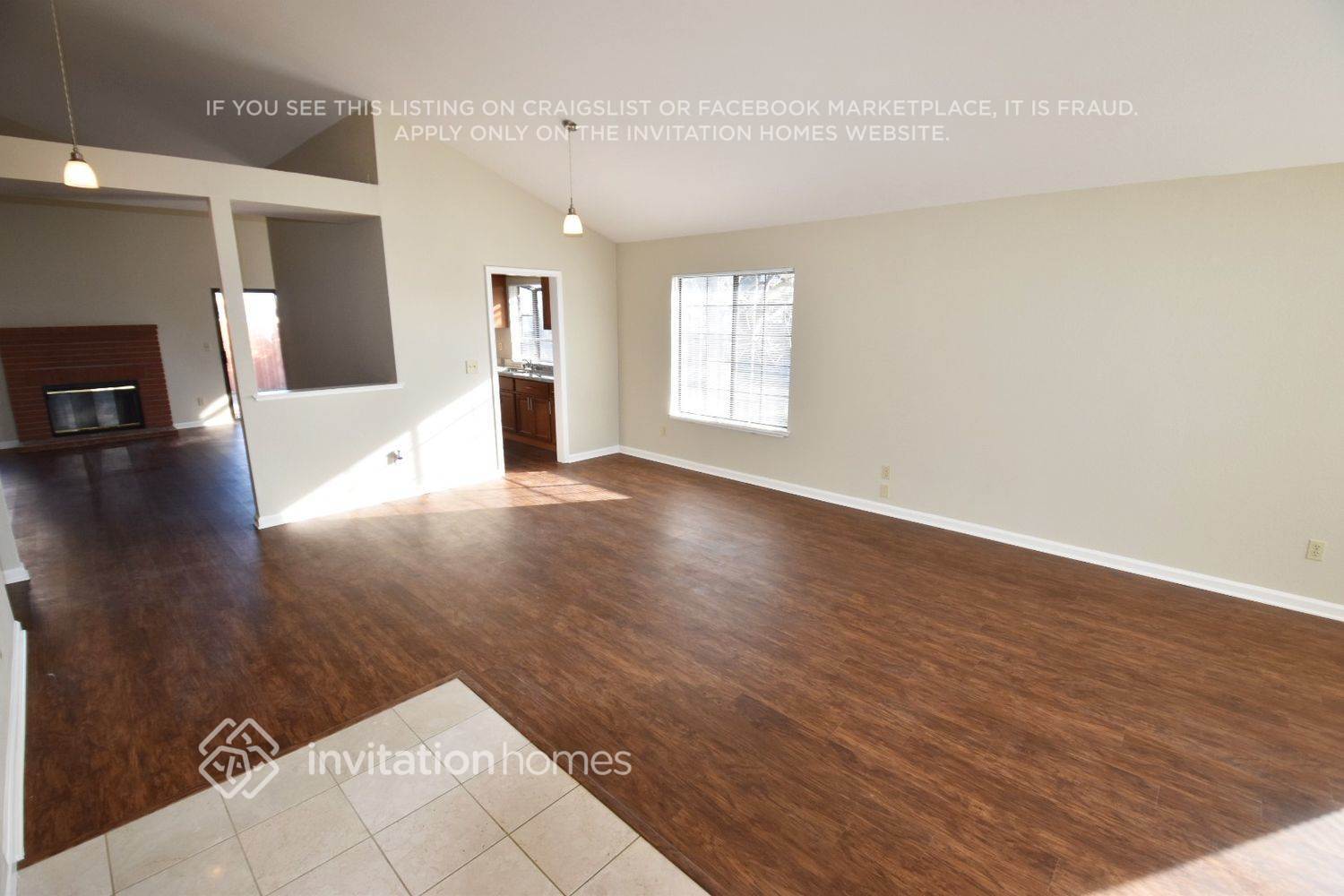 Building Photo - 2770 Seabreeze Dr