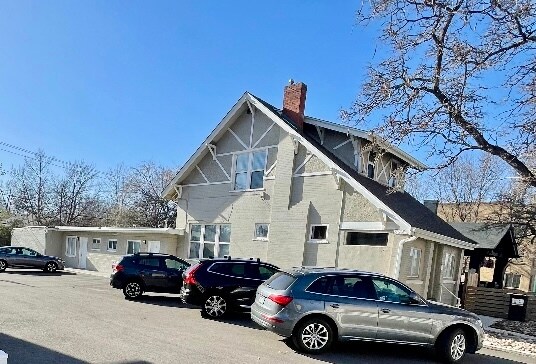 Building Photo - 1077 Colorado Blvd
