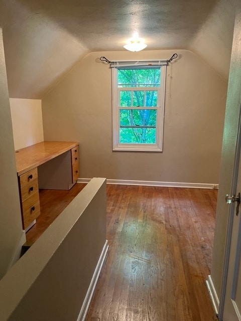 Upstairs Bed - 02 - 442 NW 30th St