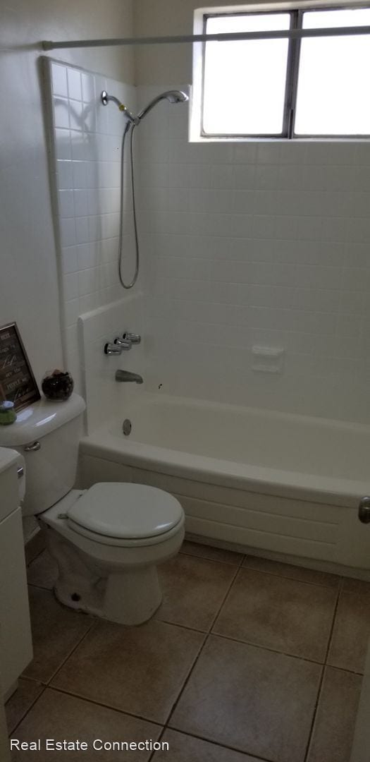 Building Photo - 13407 Cordary Ave