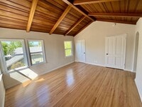 Building Photo - 114