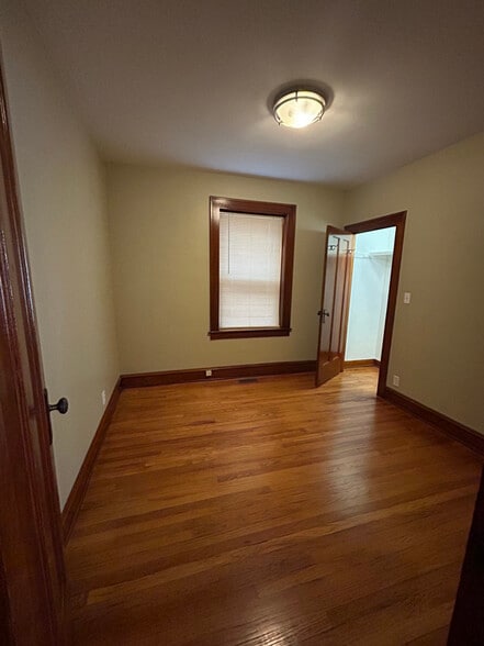 Building Photo - 3227 N Albany Ave