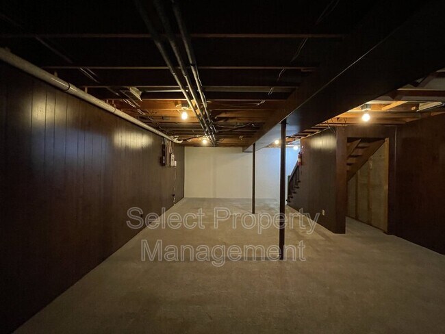 Building Photo - 1108 Southerly Point