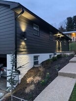 Building Photo - 785 Cottonwood St
