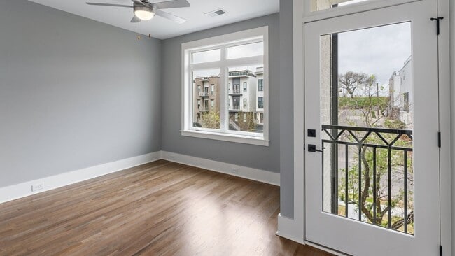 Building Photo - Nashville. Spotless & never been lived in 4BR/4.5BA home + separate office