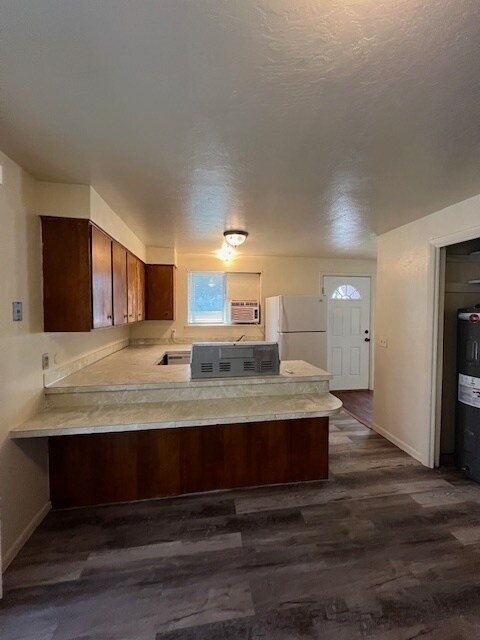 Building Photo - 2 bed 1 bath duplex Garden City!