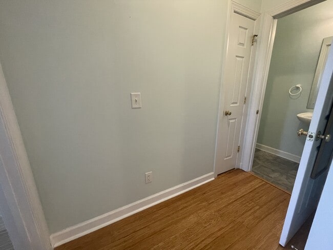 Building Photo - 701 Copperline Dr