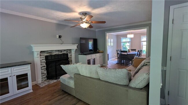 Building Photo - 1262 Melton Dr SW