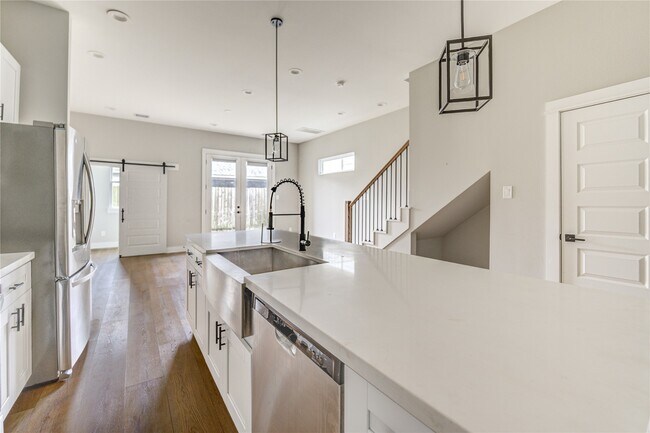 Building Photo - 4220 McKinley St