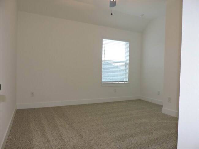 Building Photo - 12853 Meadow Wind Wy