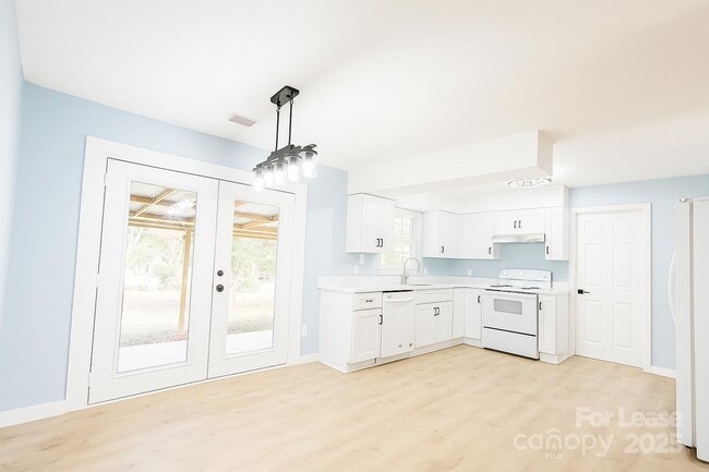 Building Photo - 2025 Tyvola Rd