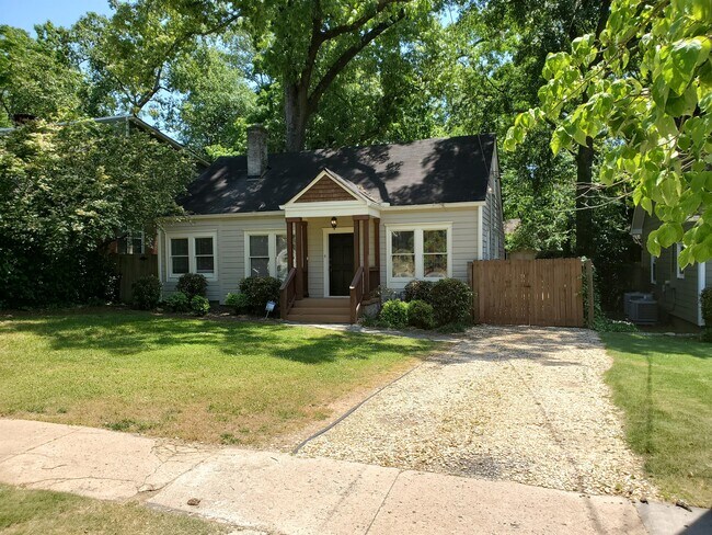 Building Photo - 2747 Arbor Ave SE