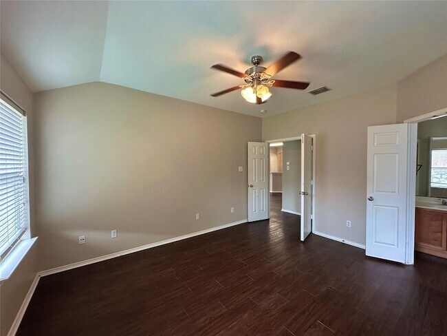 Building Photo - 1726 Duck Cove Dr