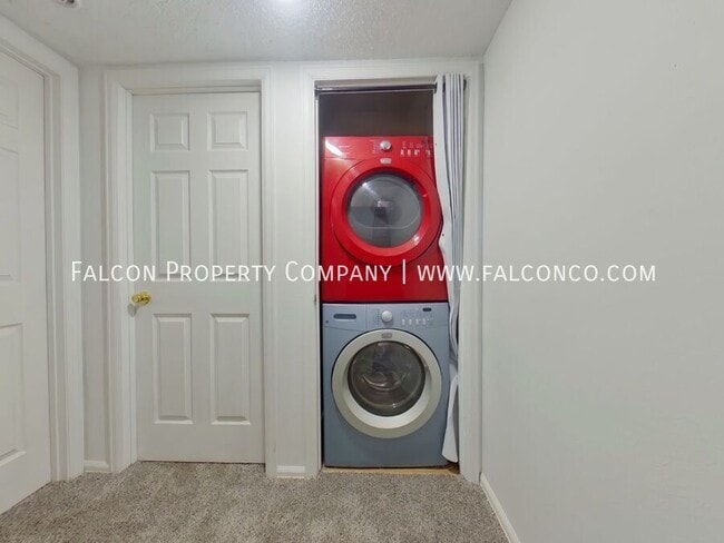 Building Photo - 4527 Lamplighter Cir