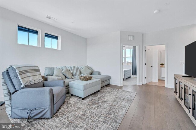 Building Photo - 1249 Northside Park Blvd