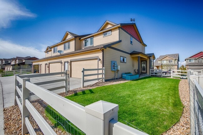 Building Photo - 2963 Denver Dr
